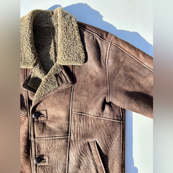 Jackets & Blazers - ❗️SOLD❗️Vintage chocolate shearling bomber